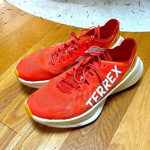 Adidas Men’s Terrex Agravic Speed Ultra trail running shoes